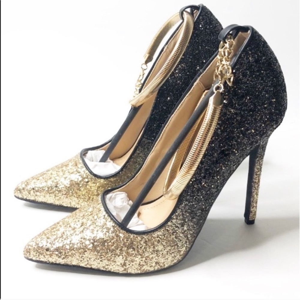 JustFab Lousana Detailed Glitter Pump